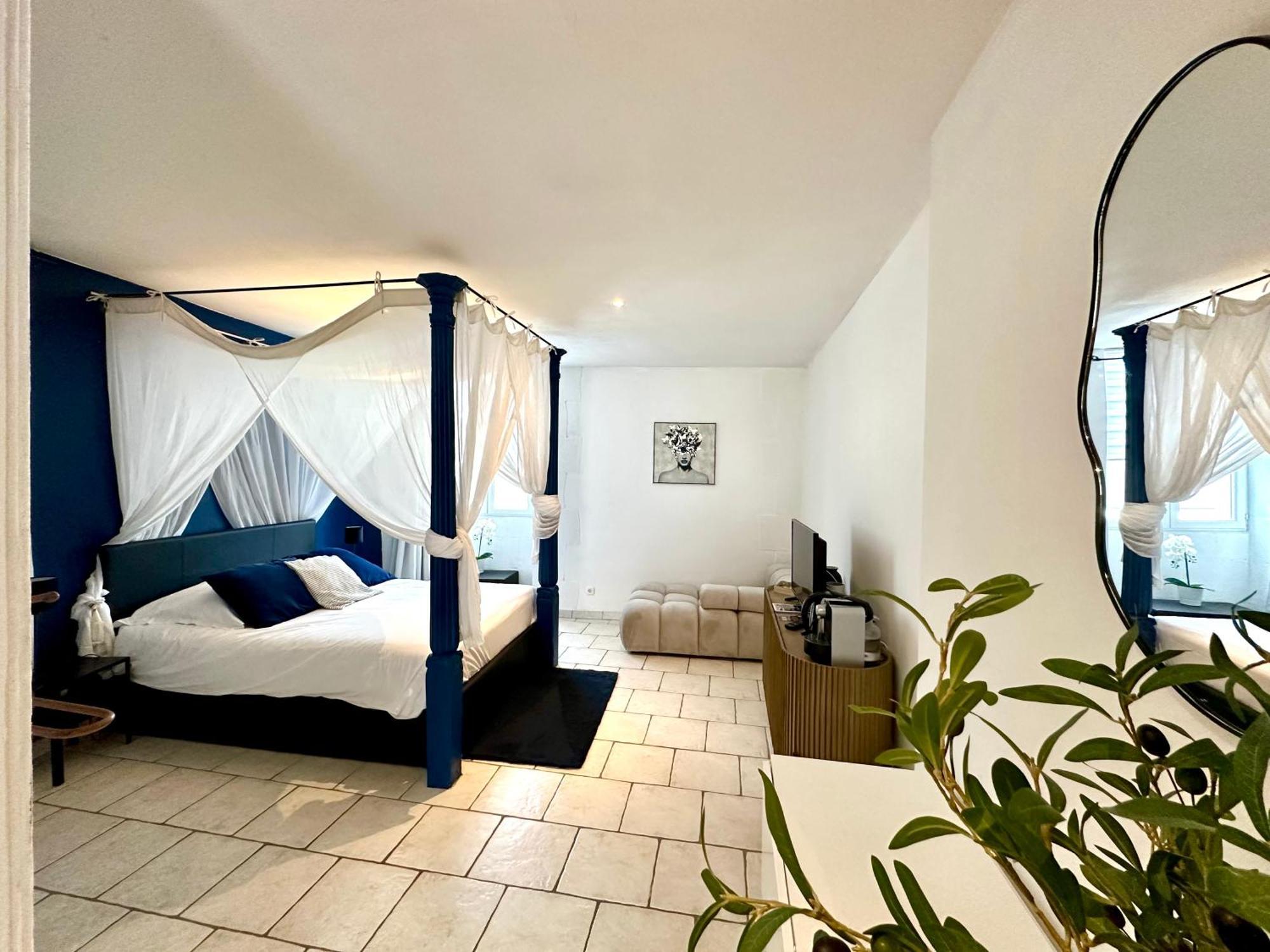 Nuit En Brenne Hotel Le Blanc Exterior photo